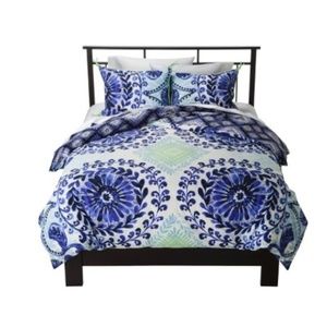 Boho Boutique Reversible Duvet w/ shams Full/Queen